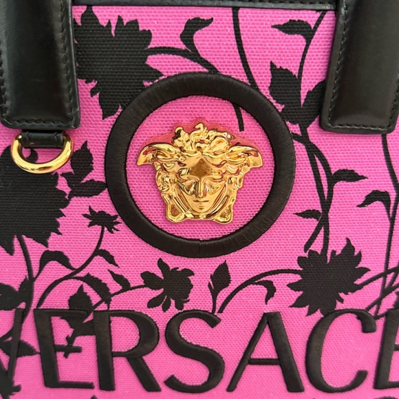 Versace La Medusa Tote Bag in Black & Pink with Crossbody Stap ~ EUC Gently Used - Picture 6 of 15